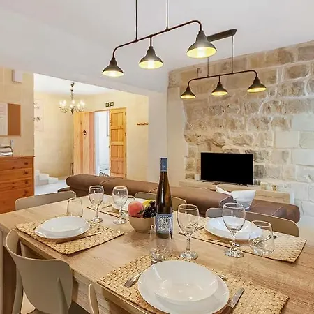 The Quiet Location Is Perfect For Families! In-Nadur